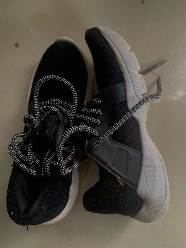 Zara turf Black Sneakers