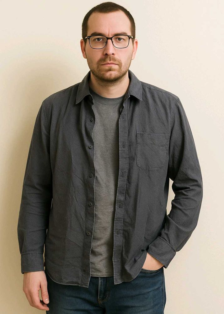 Men&#39;s Gray Button Down Shirt