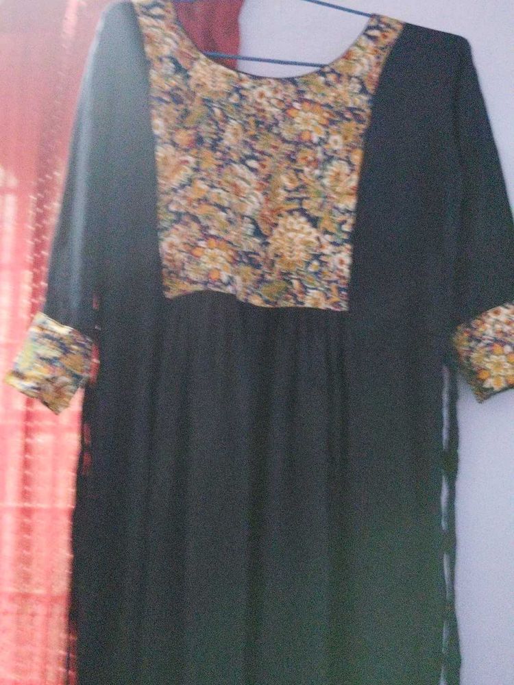 Elegant dark blue Dress