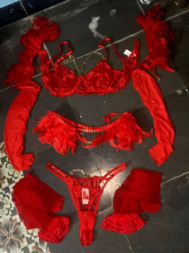 Red Feather Lingerie Set