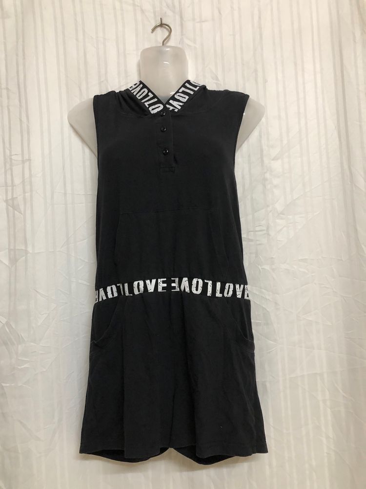 Black Sleeveless Jumpsuit