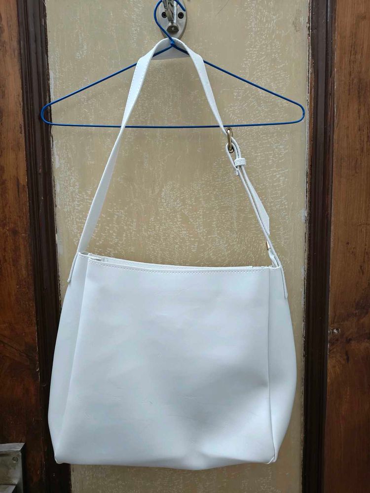 White ShoulderBag