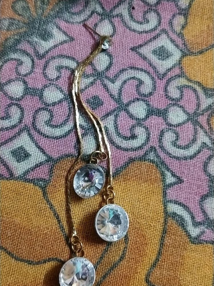 Earrings One Side Stylist