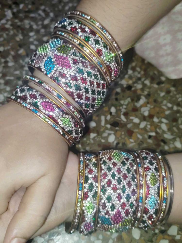 Women Chuda