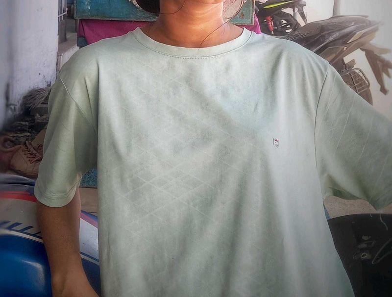 Casual T-Shirt