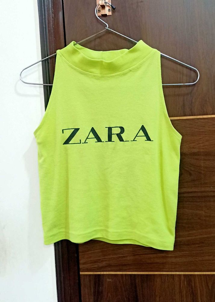 Green Halter neck top😍