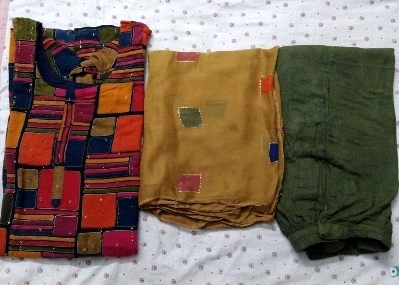 Multicolor Shirt Witn Green Pant Suit