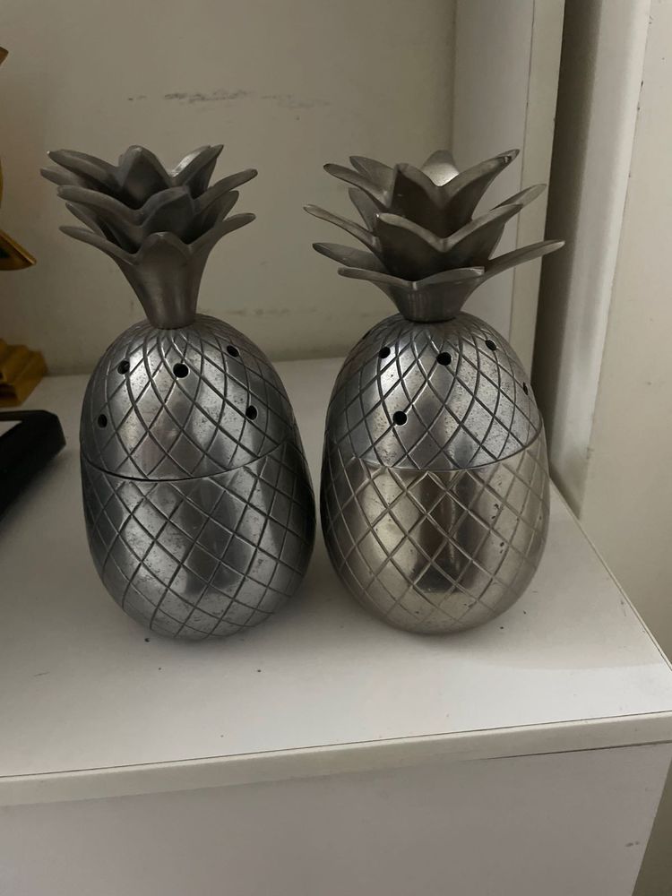 Pineapple Showpiece Set Of 2
