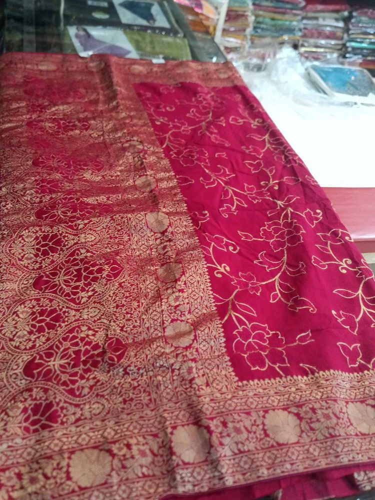 Red Floral Patterned Saree