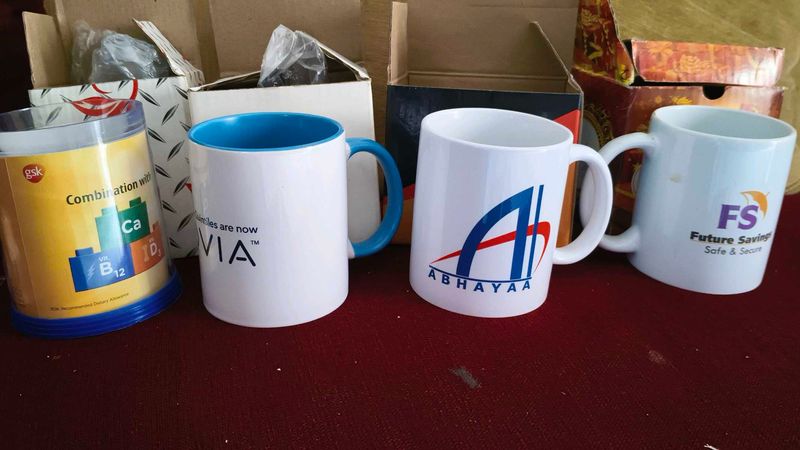 4 Mugs