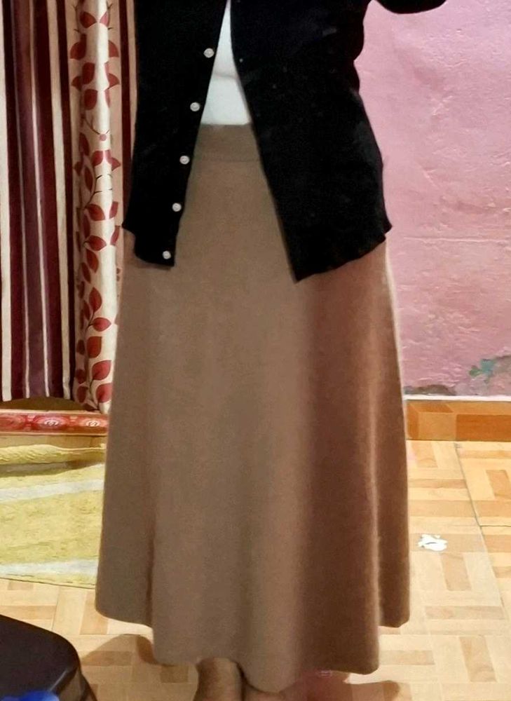 Elegant Knit Midi Skirt