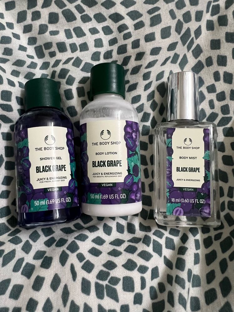 The Body Shop Black 3 piece Grape Set