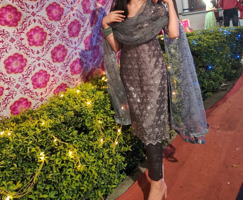 Ethnic Suit Set Grey Sequin