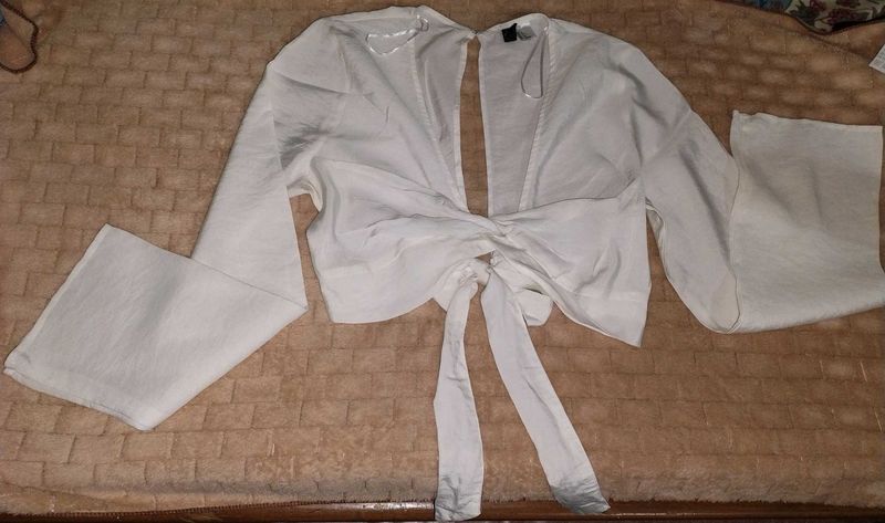 White H&amp;M Tie Front Top