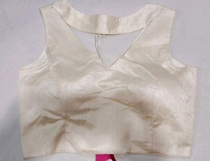 🆕️ Unused Off-White Fancy Blouse with Colourful T