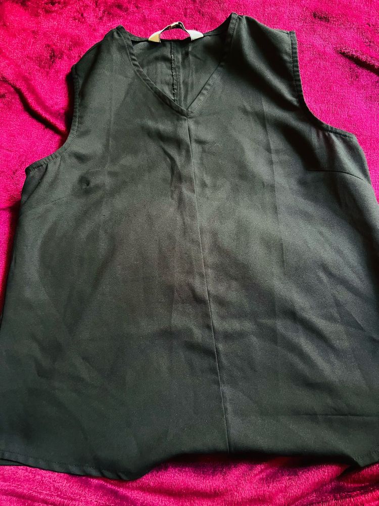Sleeveless Black Top