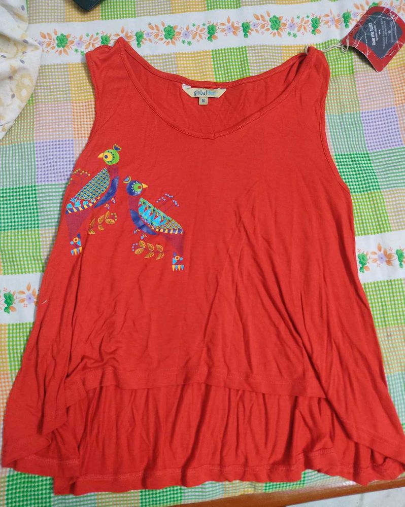 Red Sleeveless Top