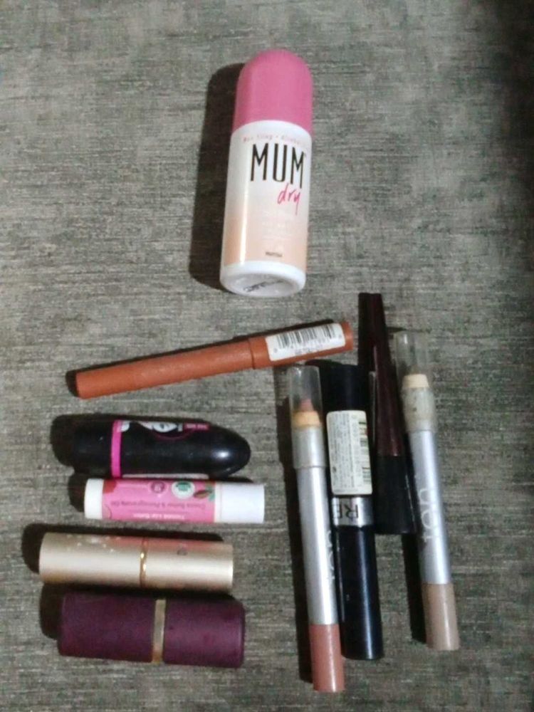 Random Makeup Bundle