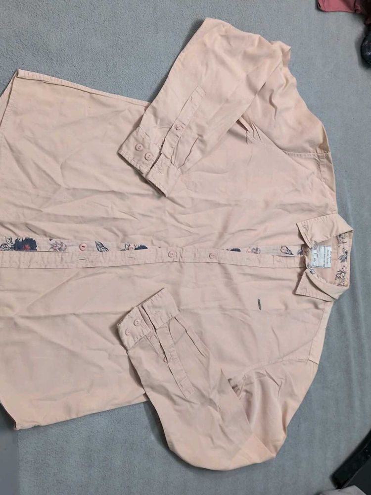 Patterned Trim Button-Down