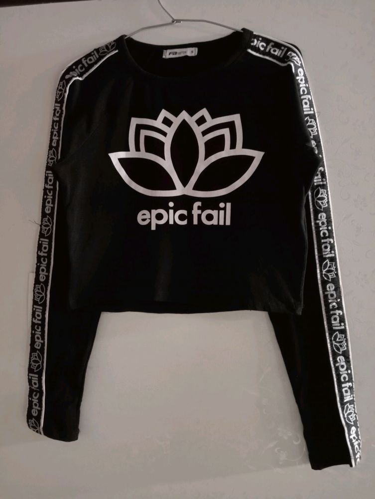 Black Full Sleeves Crop Top