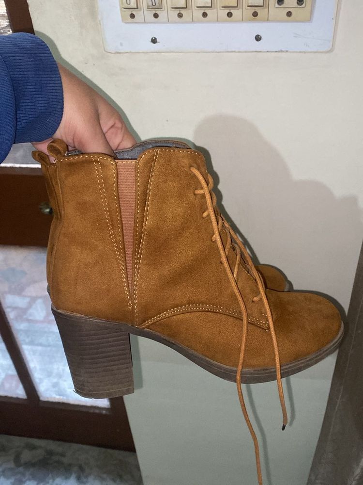 Women Boots