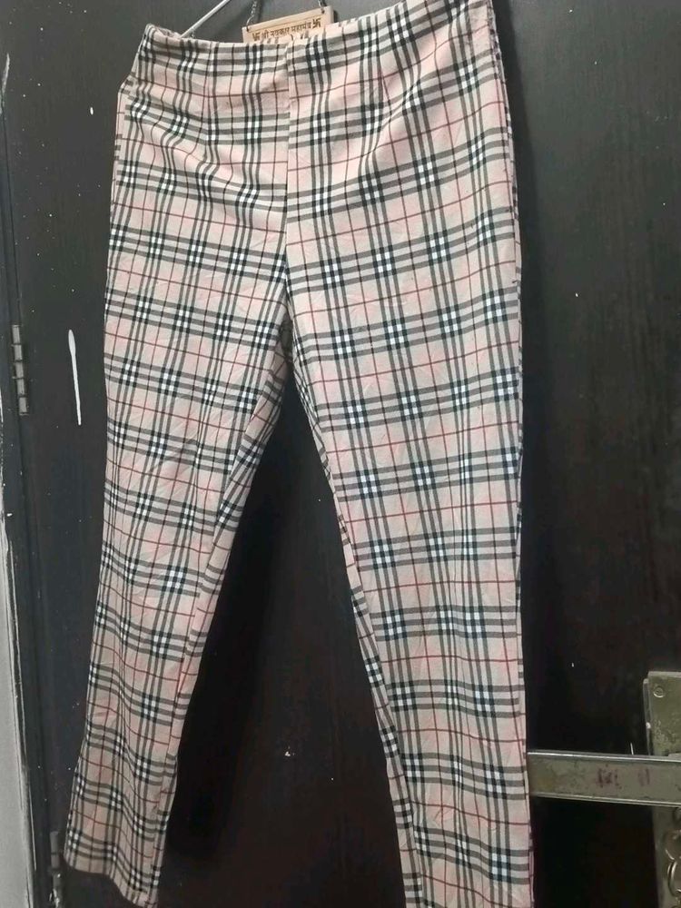 A Causal Checked Pants .