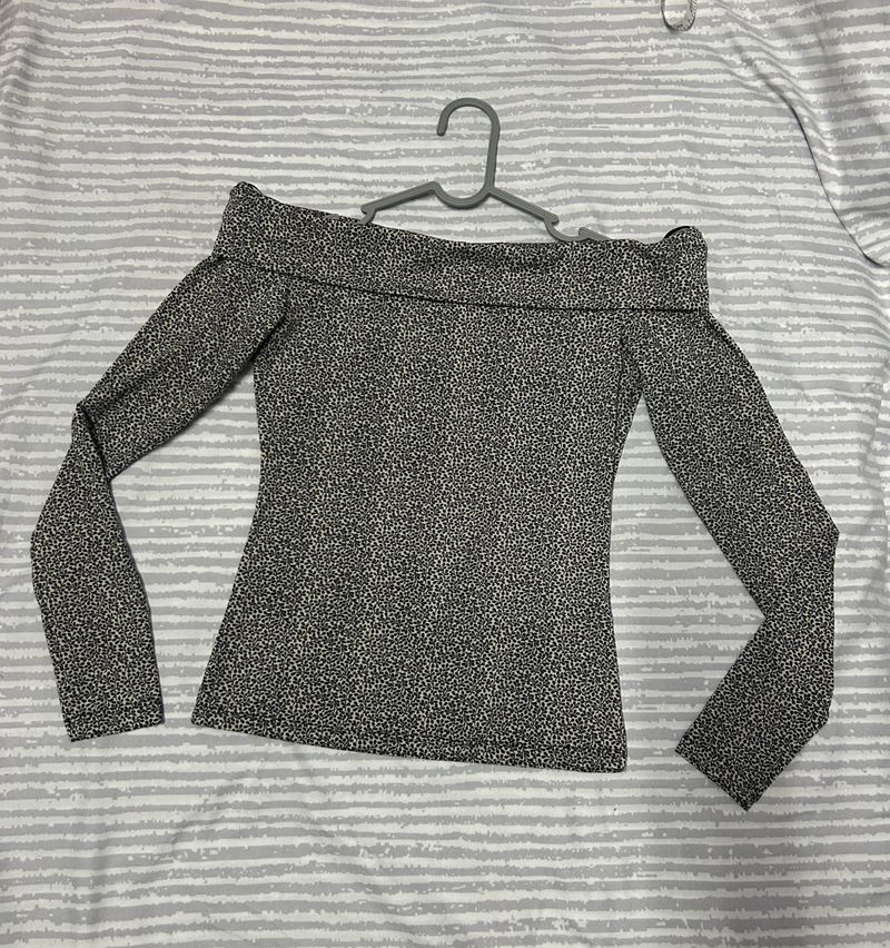 Off-Shoulder Top