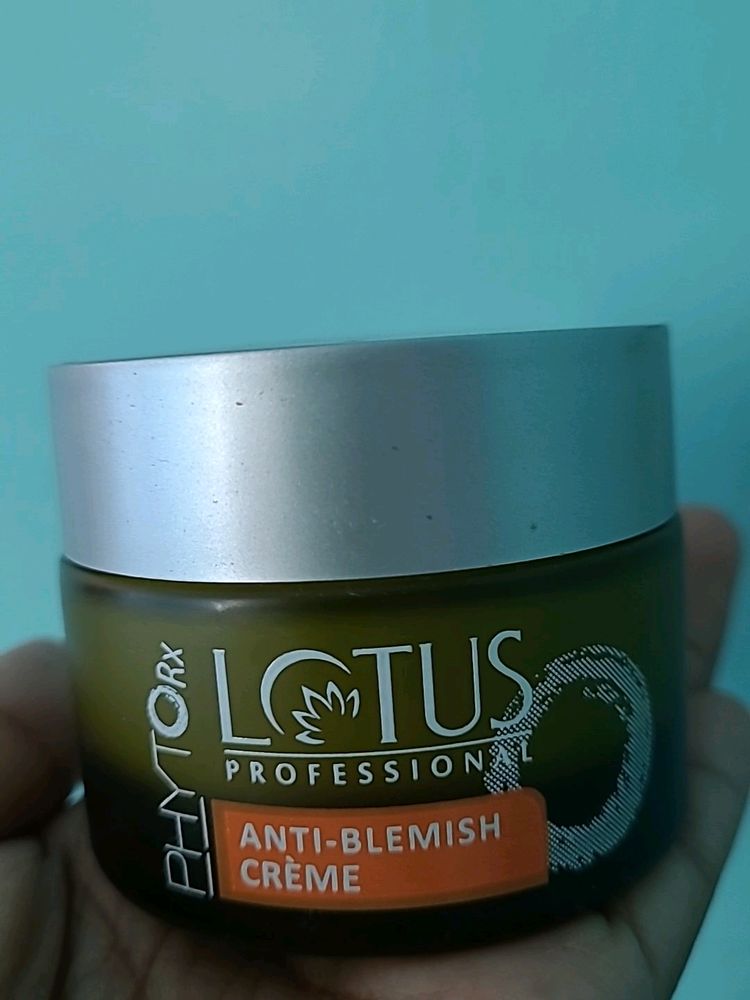 🪷New Lotus Anti Blemish Cream