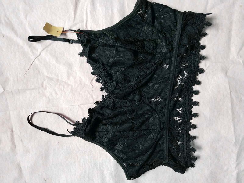 SHIEN LACE TOP