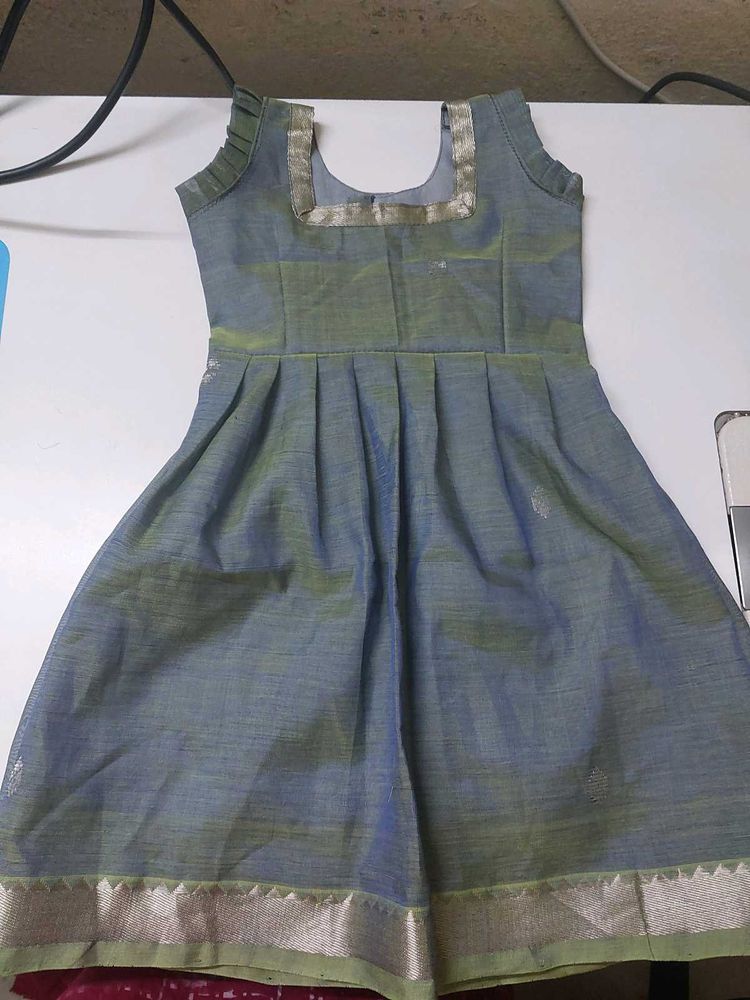 New cute girl frock Stitched
