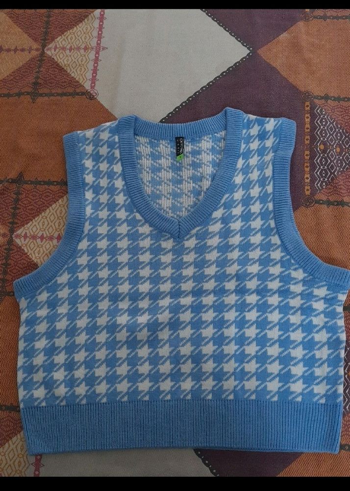 Tokyo Talkies Trending Sweater Vest