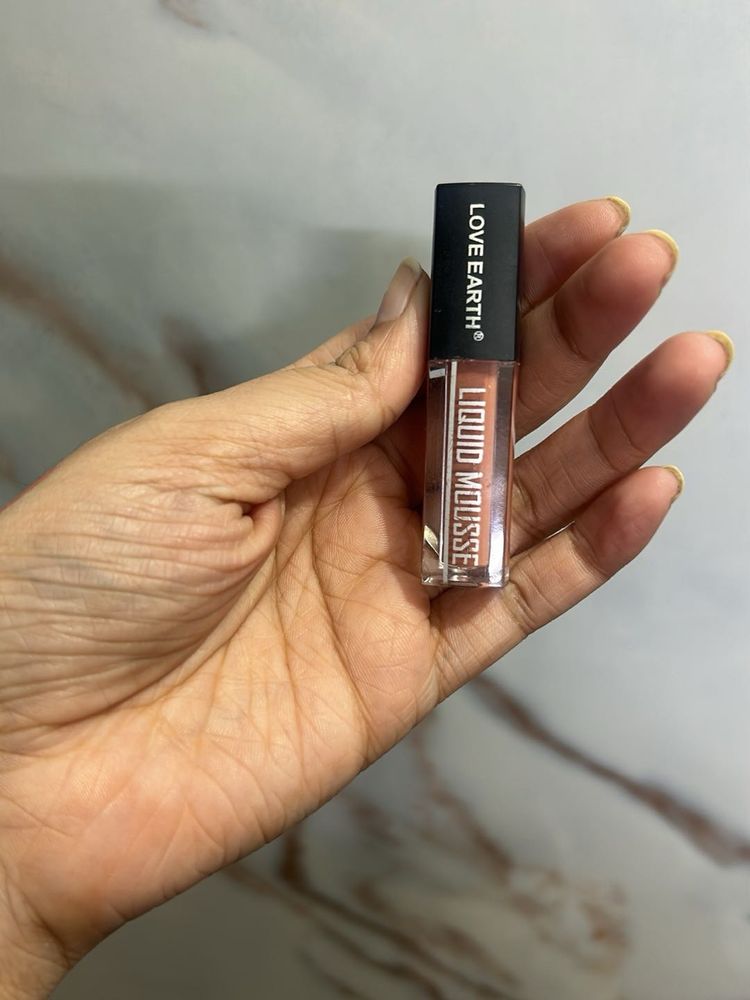 LOVE EARTH Liquid Mousse