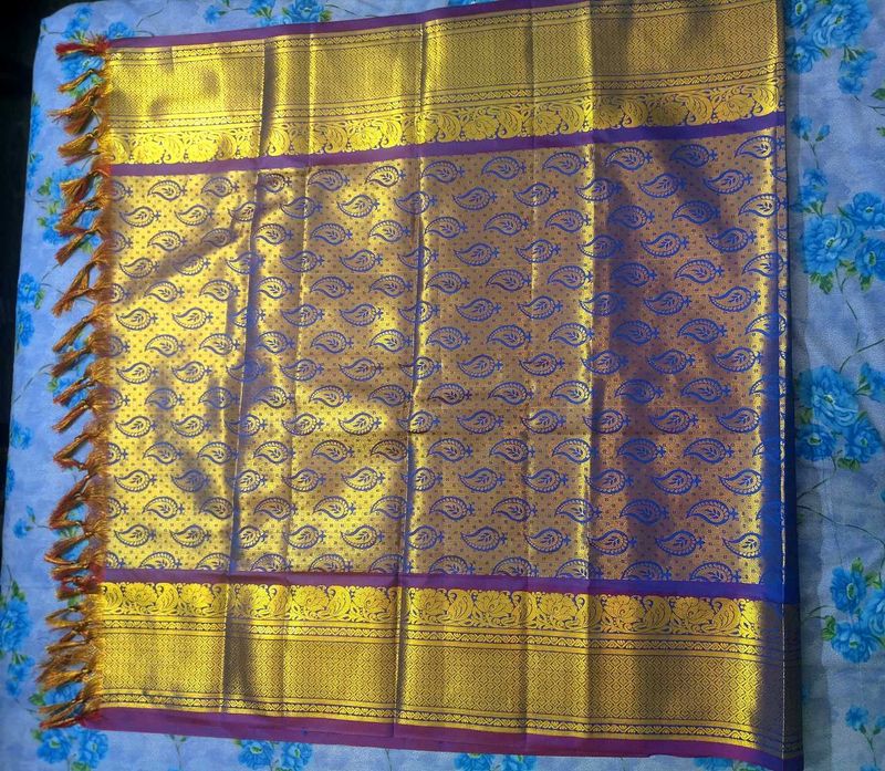 Elegant Blue Paisley Dupatta