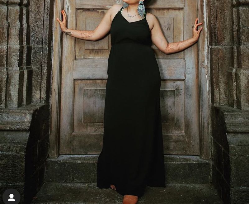 Elegant Black Maxi Dress