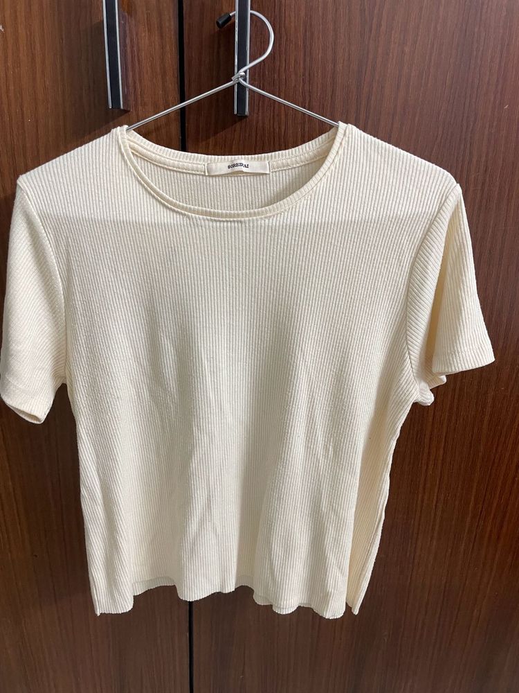 Ribbed Fitted Tshirt