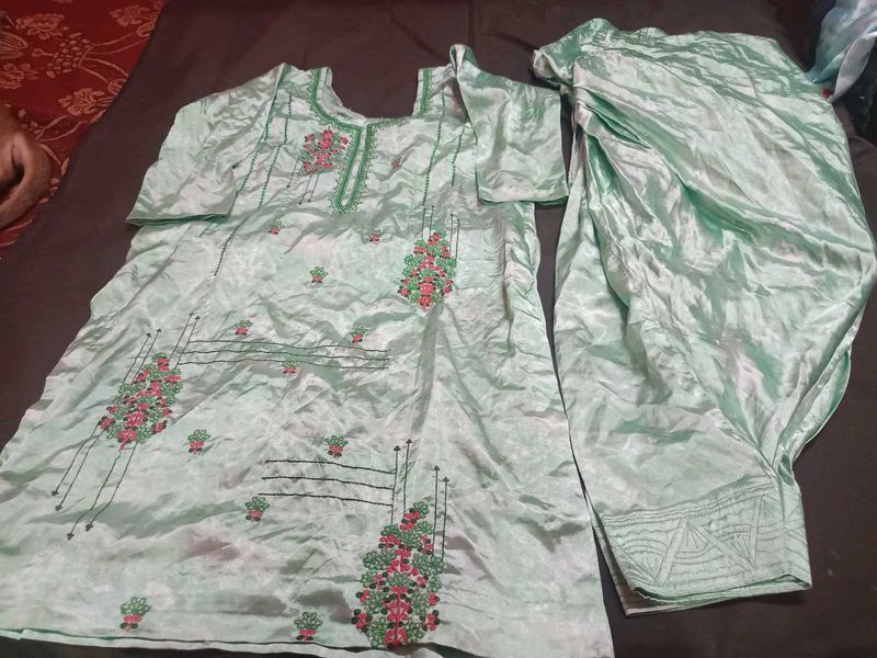 Embroidered Kurta Set