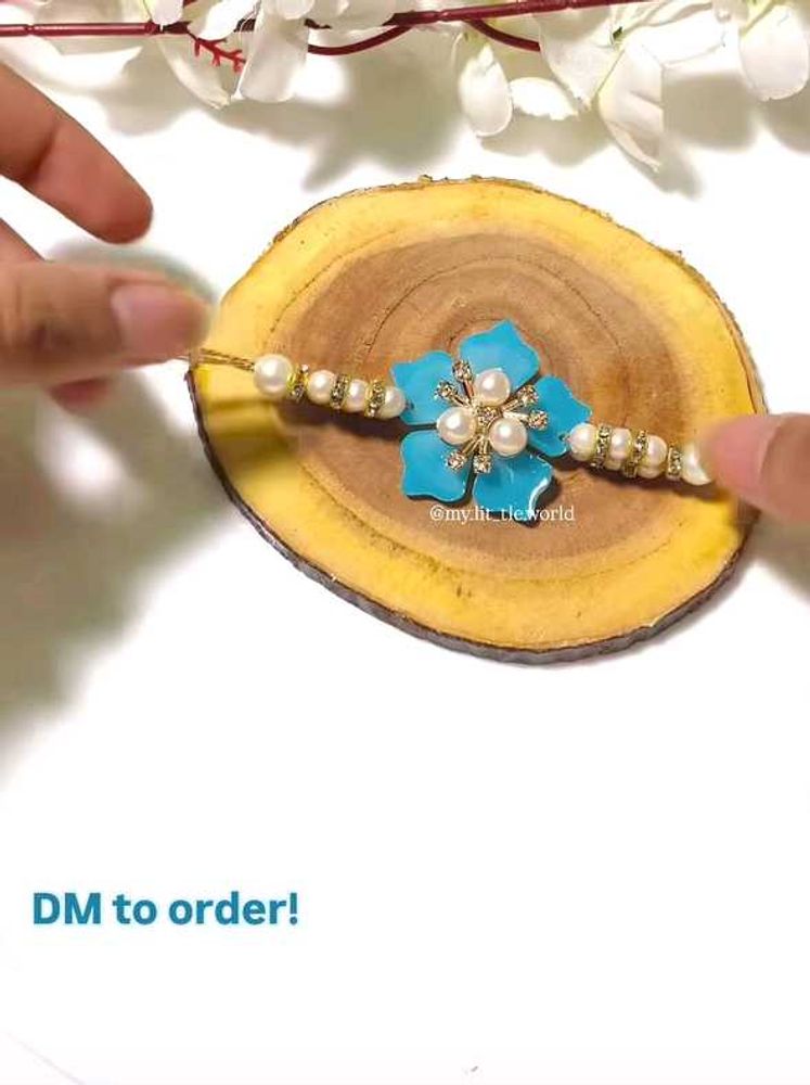 1 Rakhi