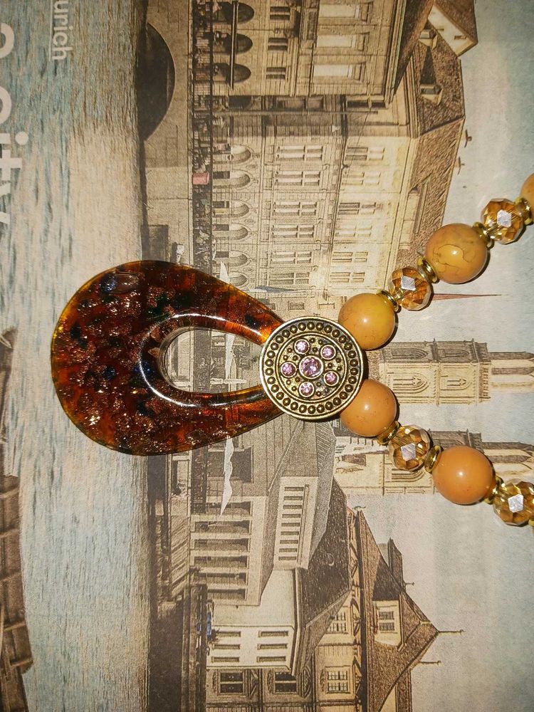 Japan Vintage Brown Stone Round Pendant Necklace