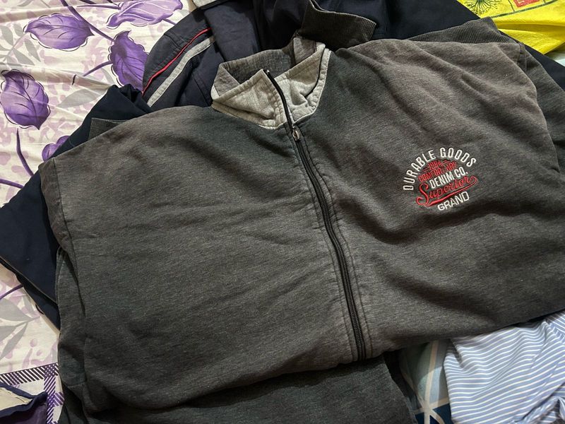Men Tracksuit Donation