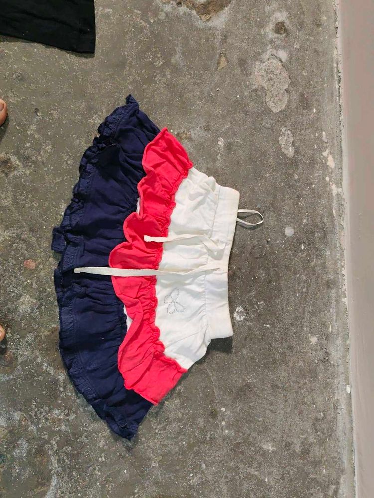 Cute Girls&#39; Ruffle Shorts