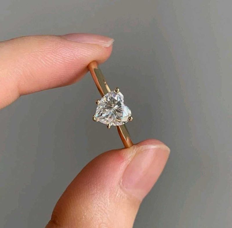 Heart Stone adjustable Ring