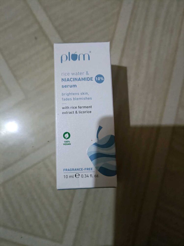 Plum 10% Niacinamide Face Serum