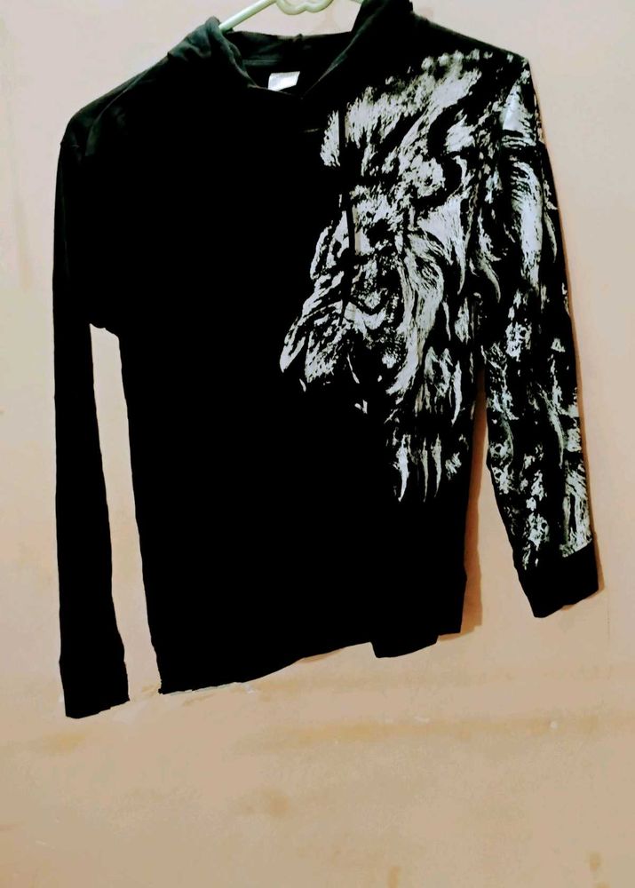Lion Graphic Hoodie