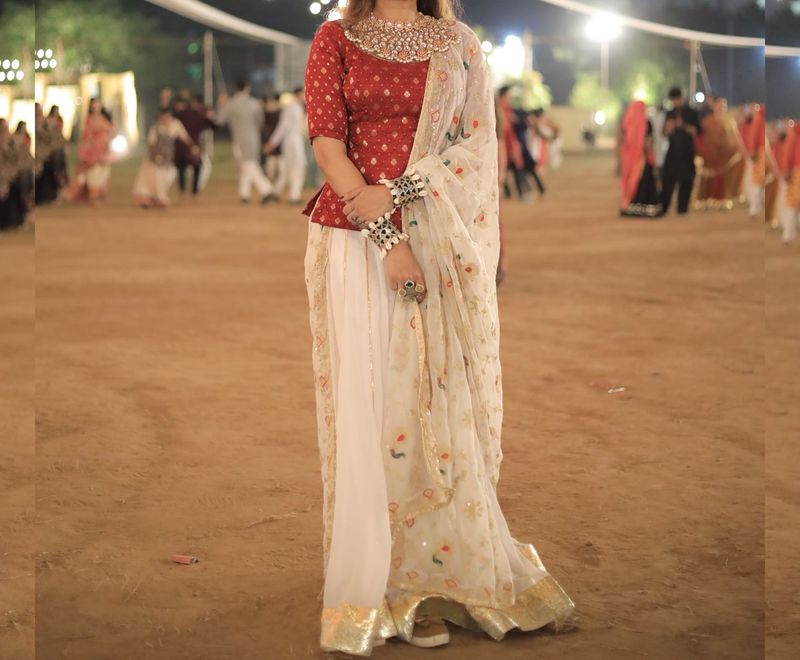 Silk Blouse. Lehnga