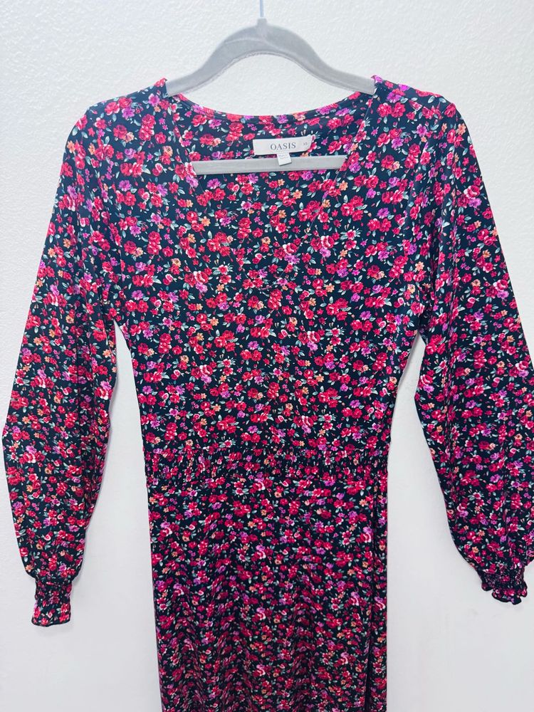 Oasis Floral Dress