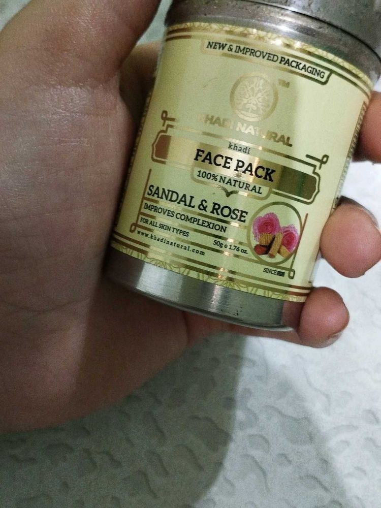 Sandal And Rose Face Pack