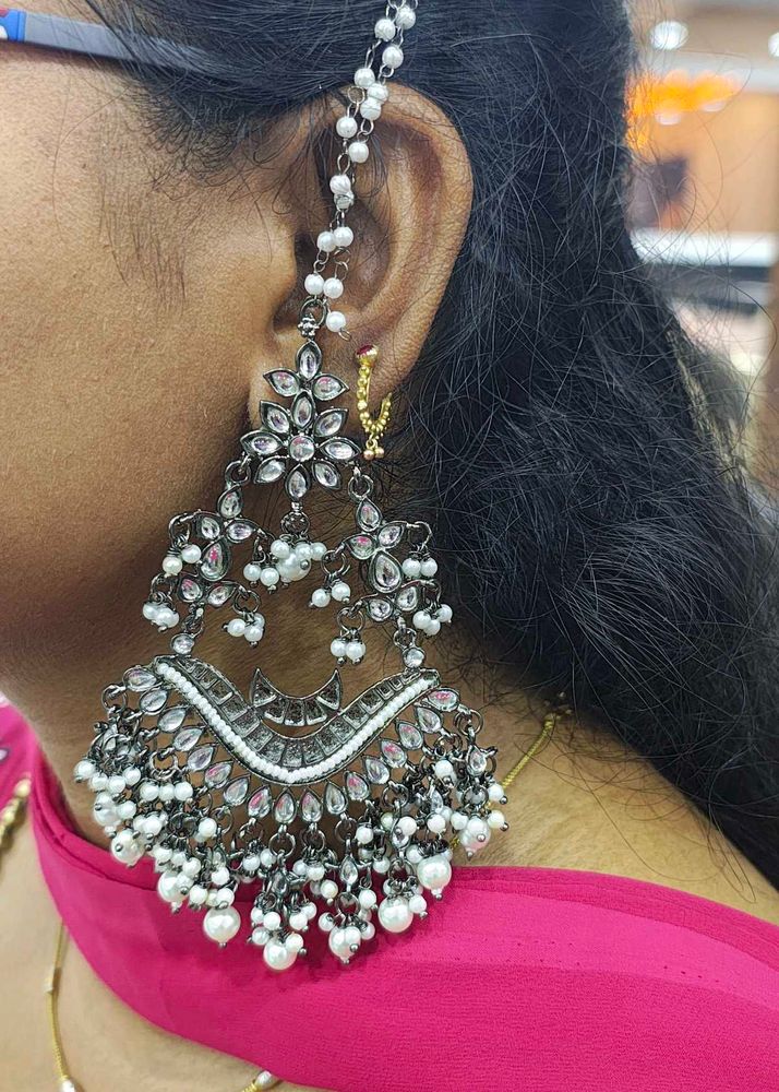 Parinika Earrings With Ear Chains