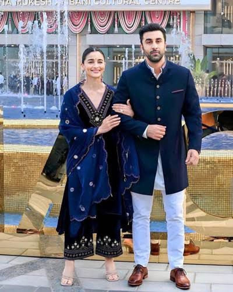 ✨ Premium Velvet suit Alia bhatt inspired