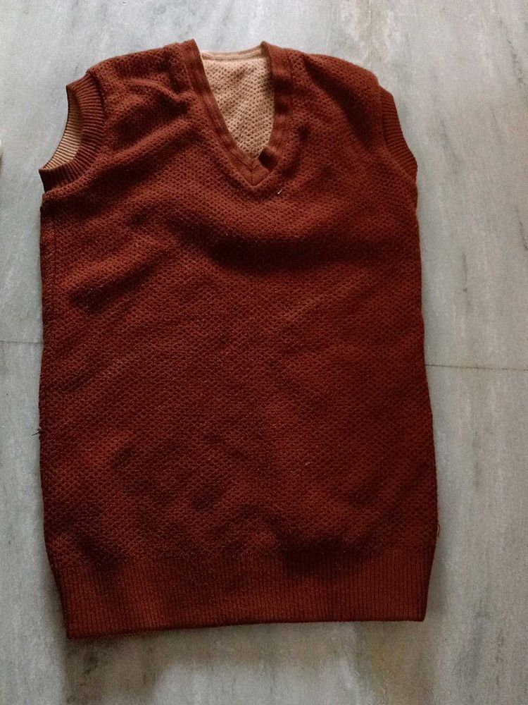 Knitted Sweater Vest (check last image)