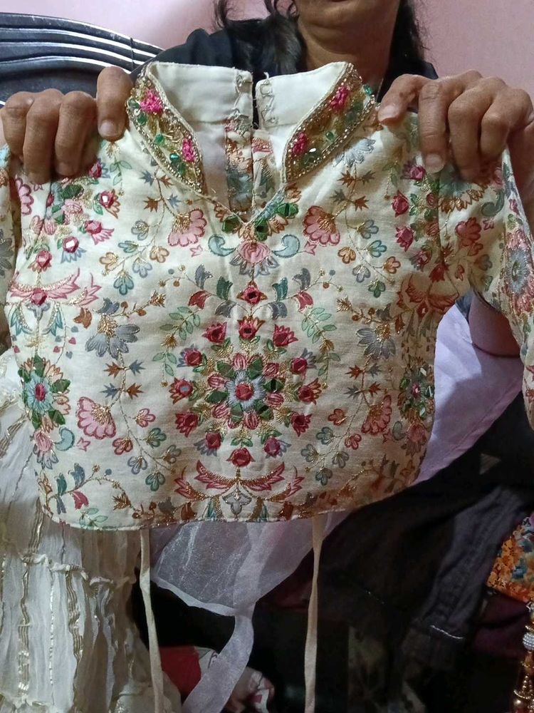 Embroidered Floral Blouse With Skirt